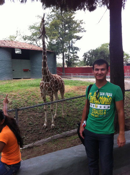 Максуд Ходжаев