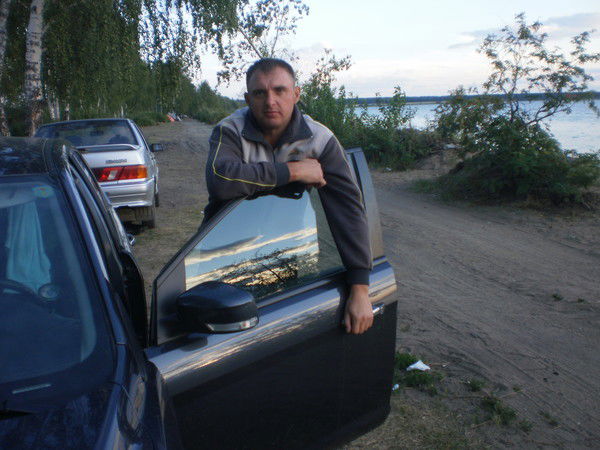 Владимир Кухаренко