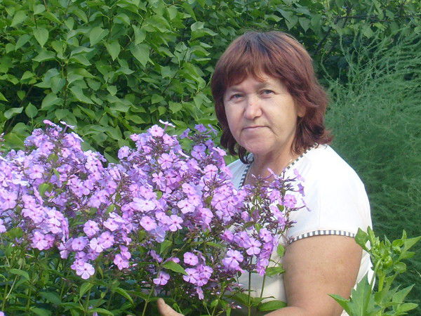 Елена Коновалова
