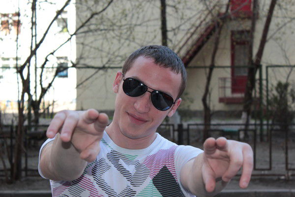 Антон Летунов