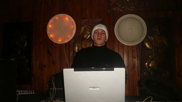 Владислав Худяков