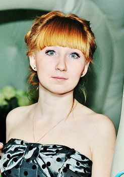 Яна Недробова