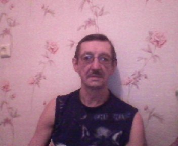 Александр Власов