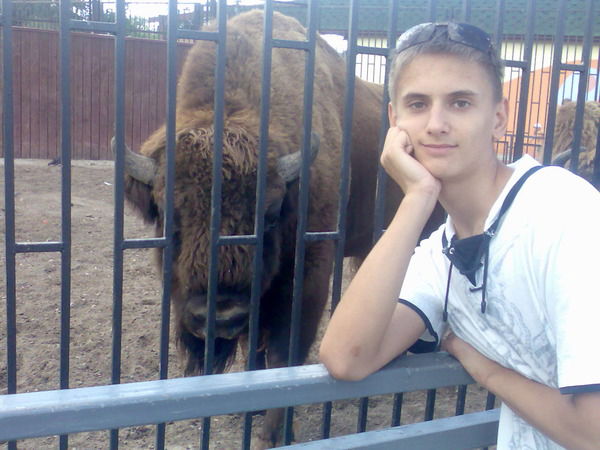 Александр Жуковец