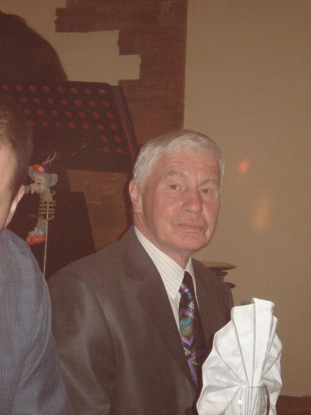 Геннадий Ложкин