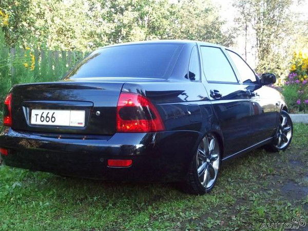 Бехруз Зобичоев