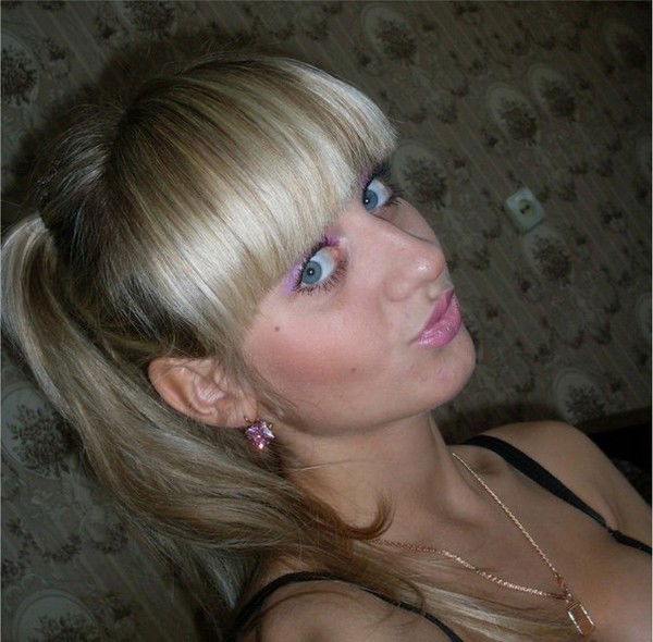 Алёна Комарова