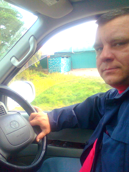 Виталий Иванов