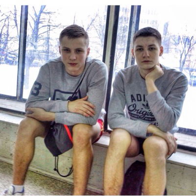 Максим Толстошеин