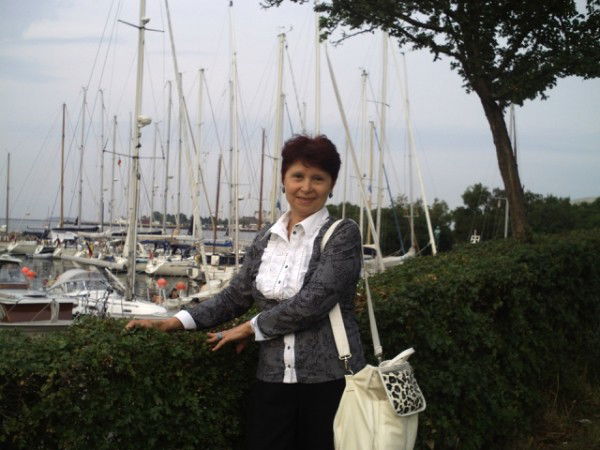 Лариса Шевцова