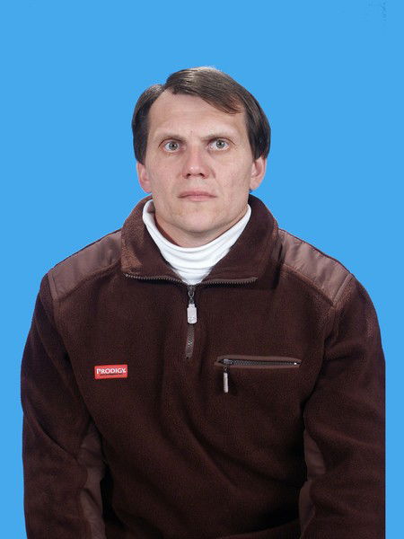 Александр Староверов