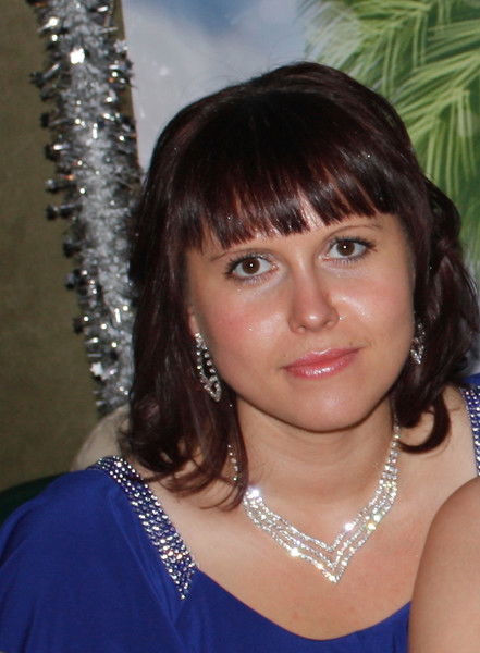 Елена Неустроева