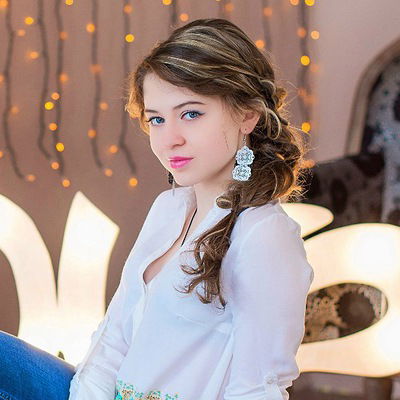 Анна Адаричева