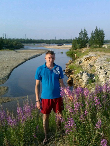 Влaдимир Тихонов