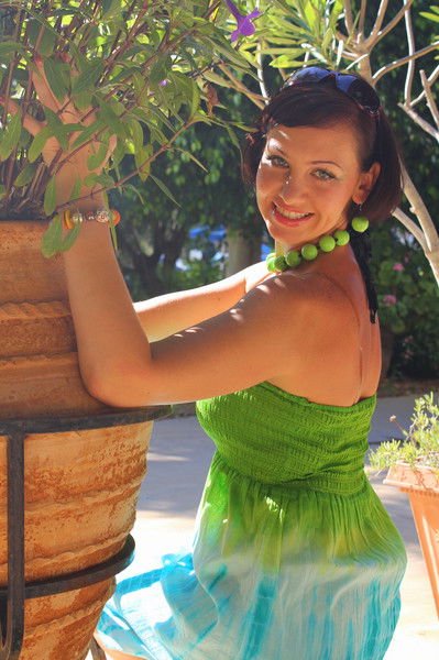 Елена Елена