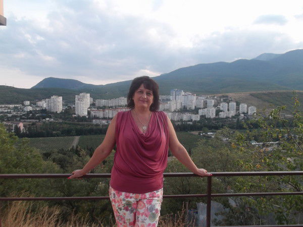 Елена Петринич