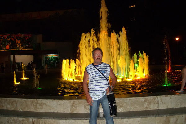 Виктор Шатаров