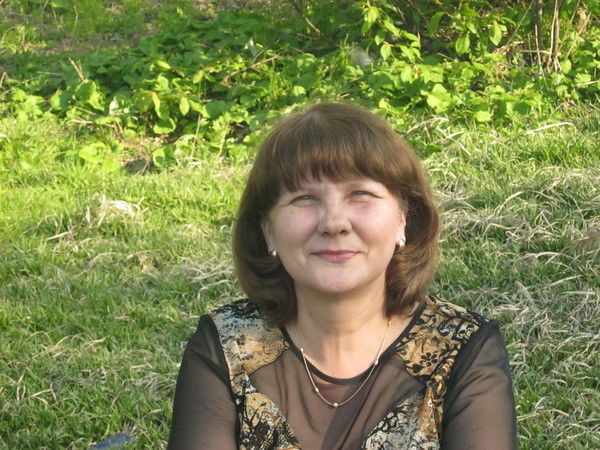Елена Захожая