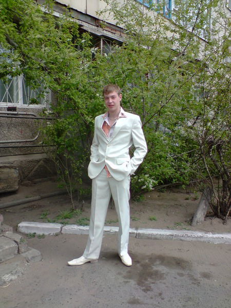 Дмитрий Коновалов