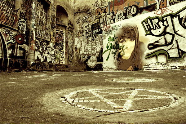 Анна Перова