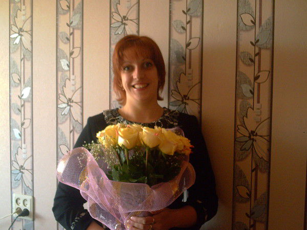 Елена Попова