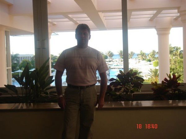 Илья Ларионов