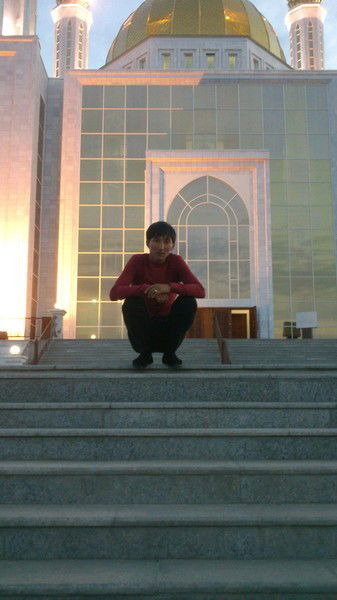 Данияр Утарбаев