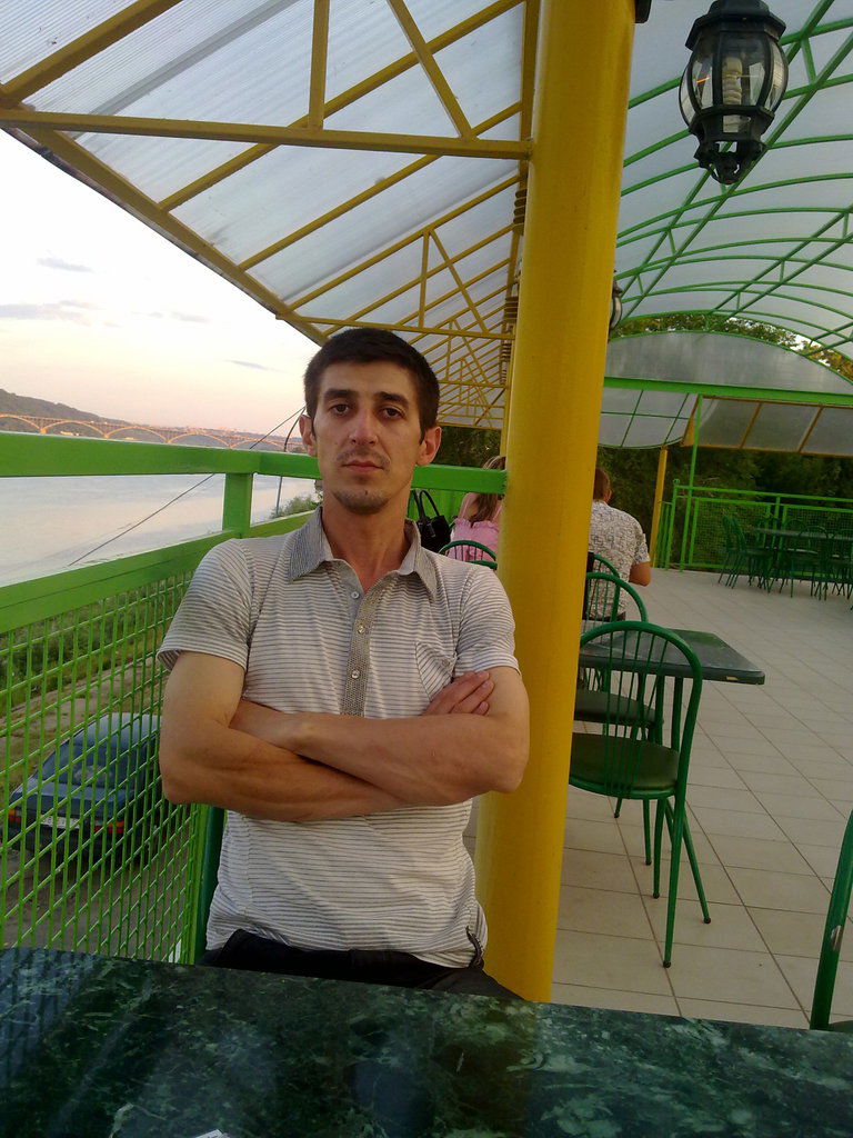 Ровшан Залов