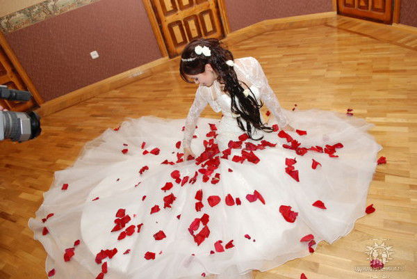 Мадина Барова