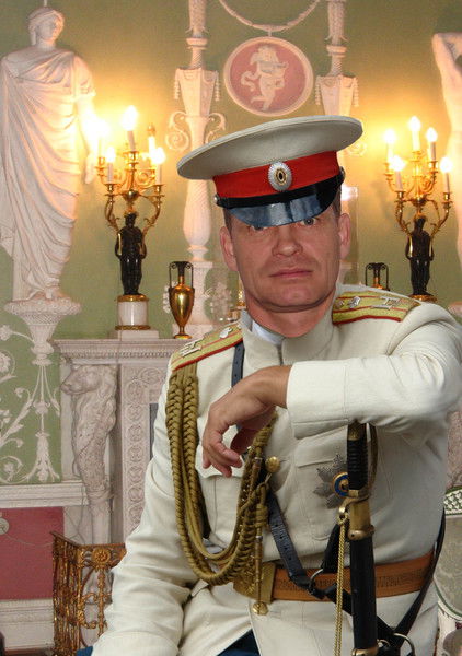 Олег Ермолаев