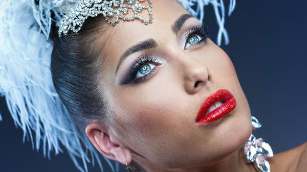 Анна Лоренс