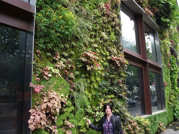 Лариса Петрова