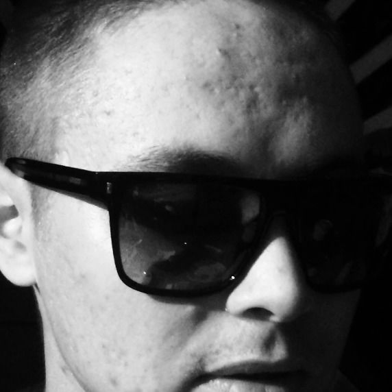 Андрей Савельев