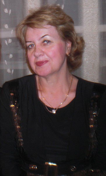 Людмила Петровец