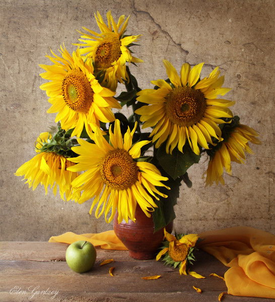 Людмила Петрякова