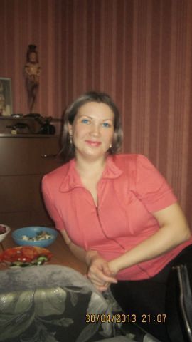 Надя Усенко