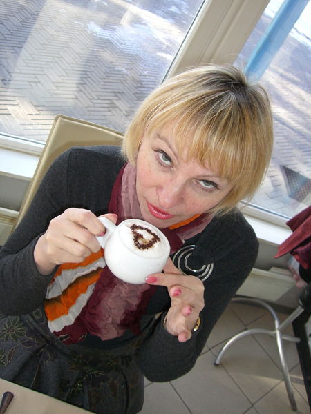 Элла Тихомирова