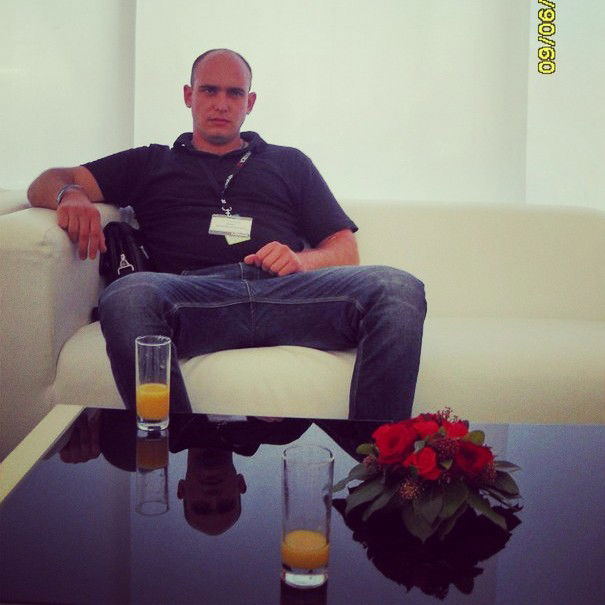 Артём Ескин