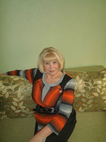 Надежда Власова