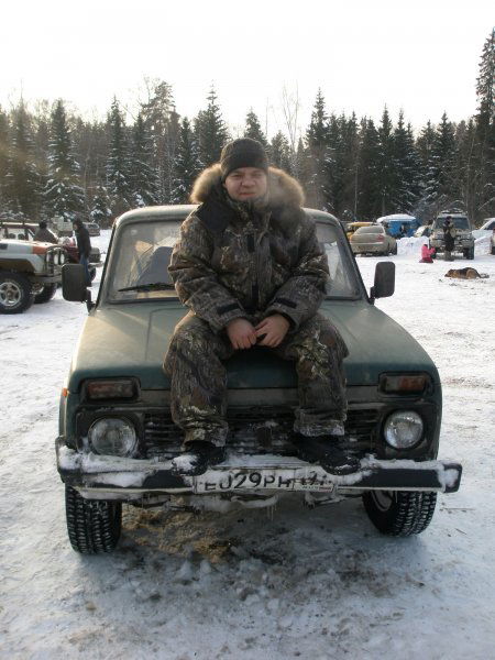 Михаил Рыбаков