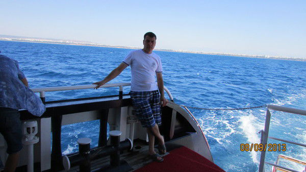 Олег Толоконников