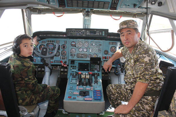 Еркин Закариянов