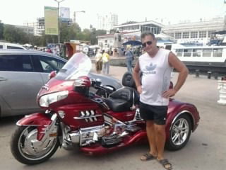 Александр Бережной