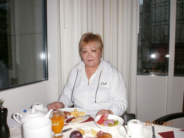 Баян Шорагаева - Есенгельдина