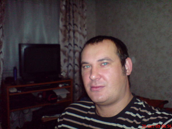 Виктор Максимов