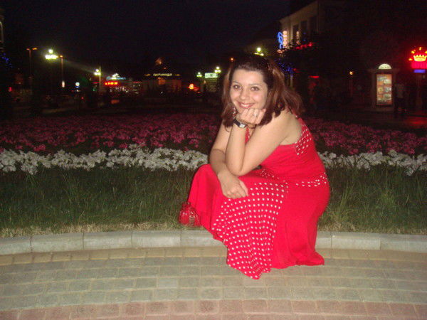 Нунэ Погосян