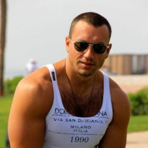 ***скромняга*** Он