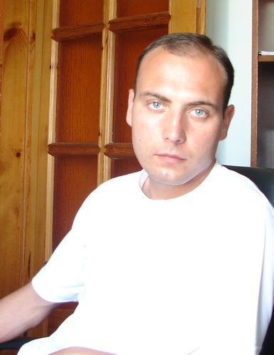 Женя Челядник