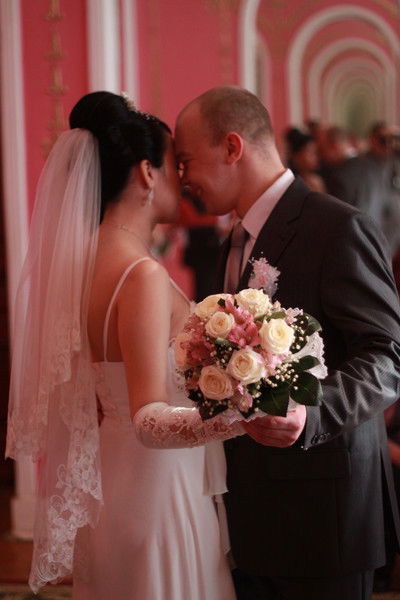 Анна Максимова