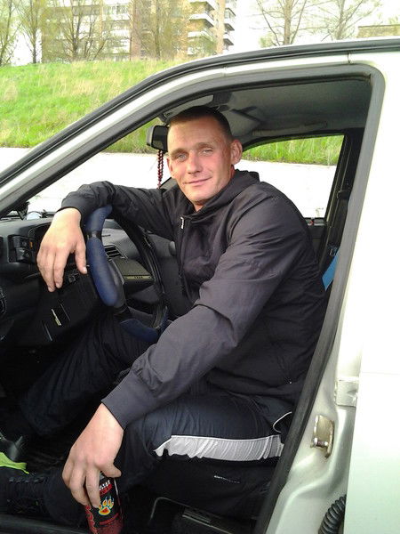 Андрей Захаров